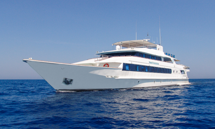 Royal Evolution Liveaboard Thumb