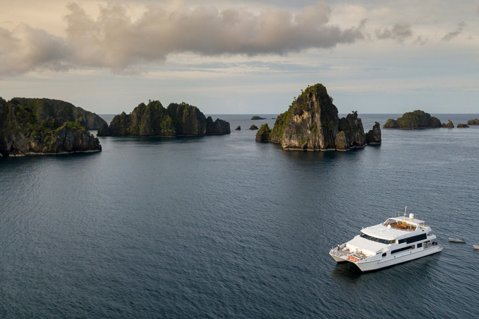 Solitude Adventurer Liveaboard 16