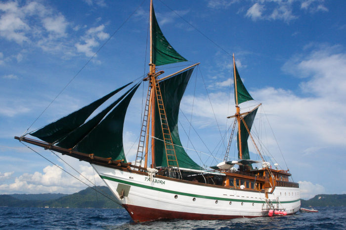 Tambora Liveaboard Indonesia