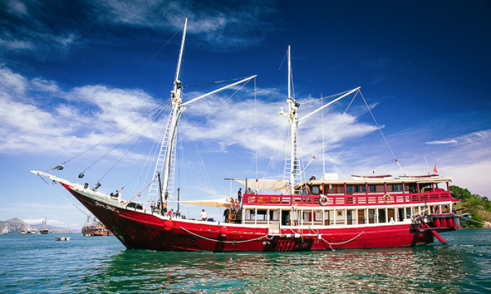 Seven Seas Liveaboard Indonesia Thumb