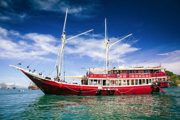 Seven Seas Liveaboard Indonesia