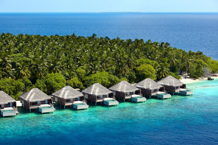 Dusit Thani Maldives 6