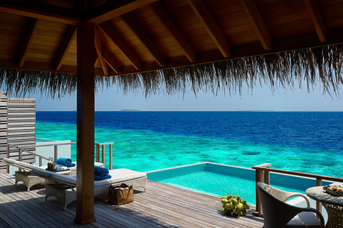 Dusit Thani Maldives 8