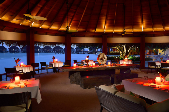 Dusit Thani Maldives 17