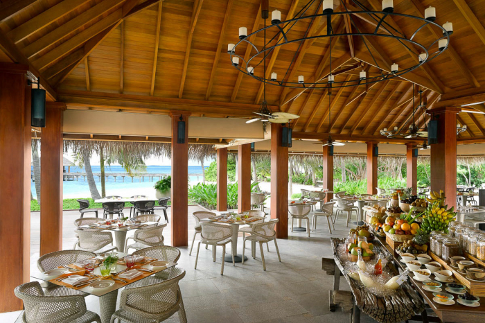 Dusit Thani Maldives 19