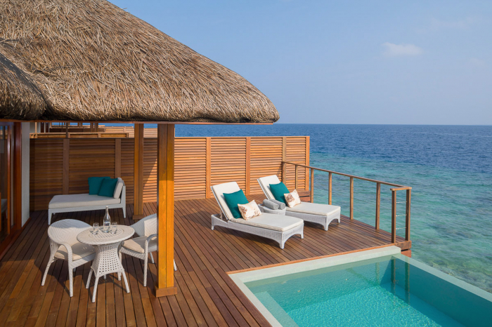 Dusit Thani Maldives 31