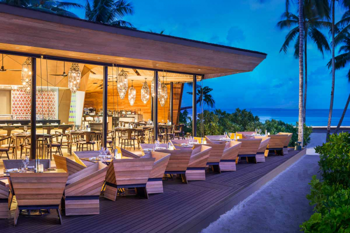 The St Regis Maldives Vommuli Resort 09