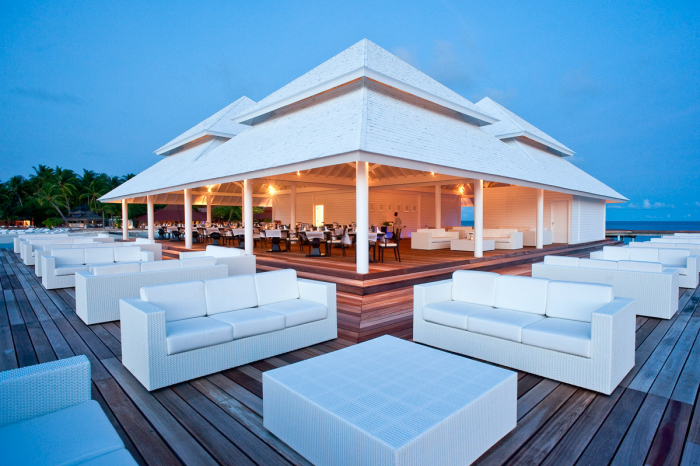 Diamonds Thudufushi Maldives 8