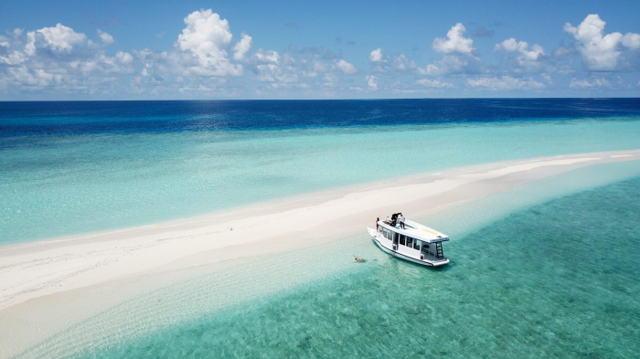 Vaavu Sandbank