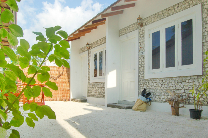 Vaali Beach Lodge Maldives