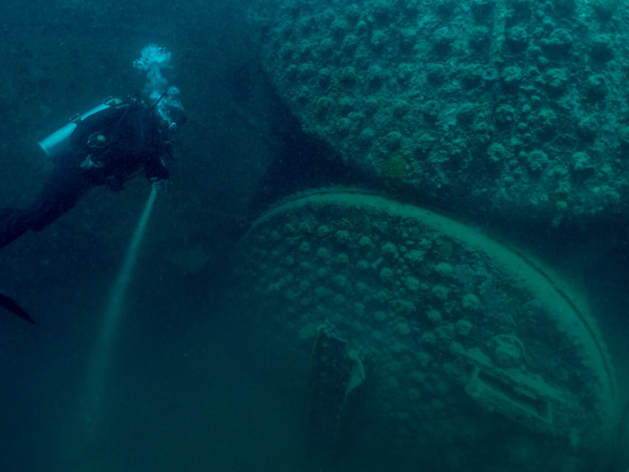 Wreck Diving Coron