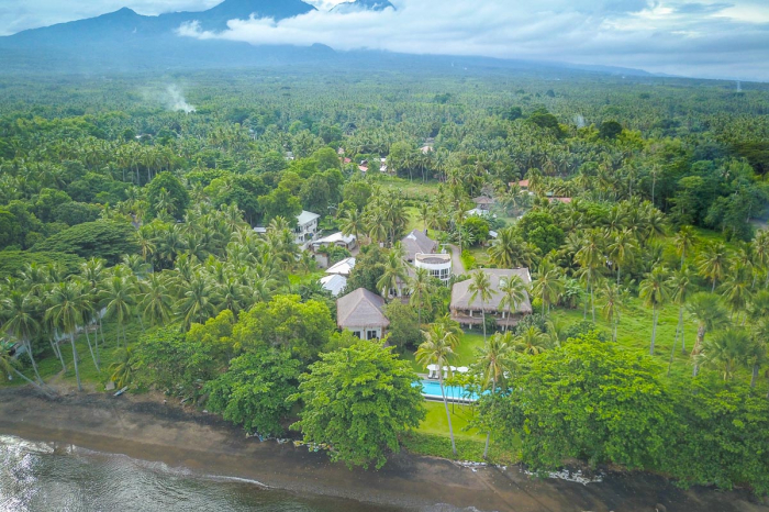 Salaya Beach Houses Philippines 9