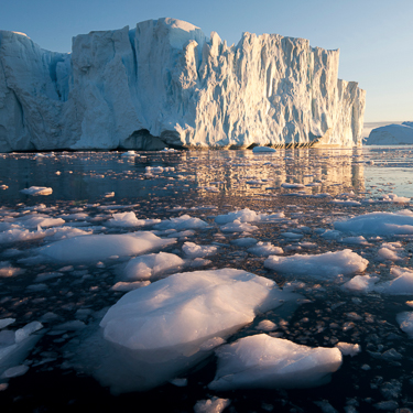 Watch icebergs being formed at Ilulissat Icefjord Image