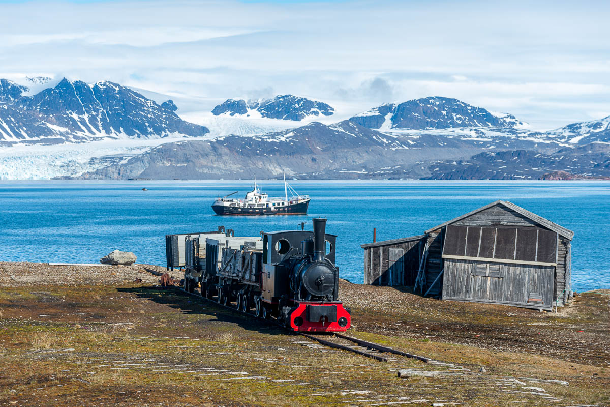 Sv Albard Jan Mayen Island 13