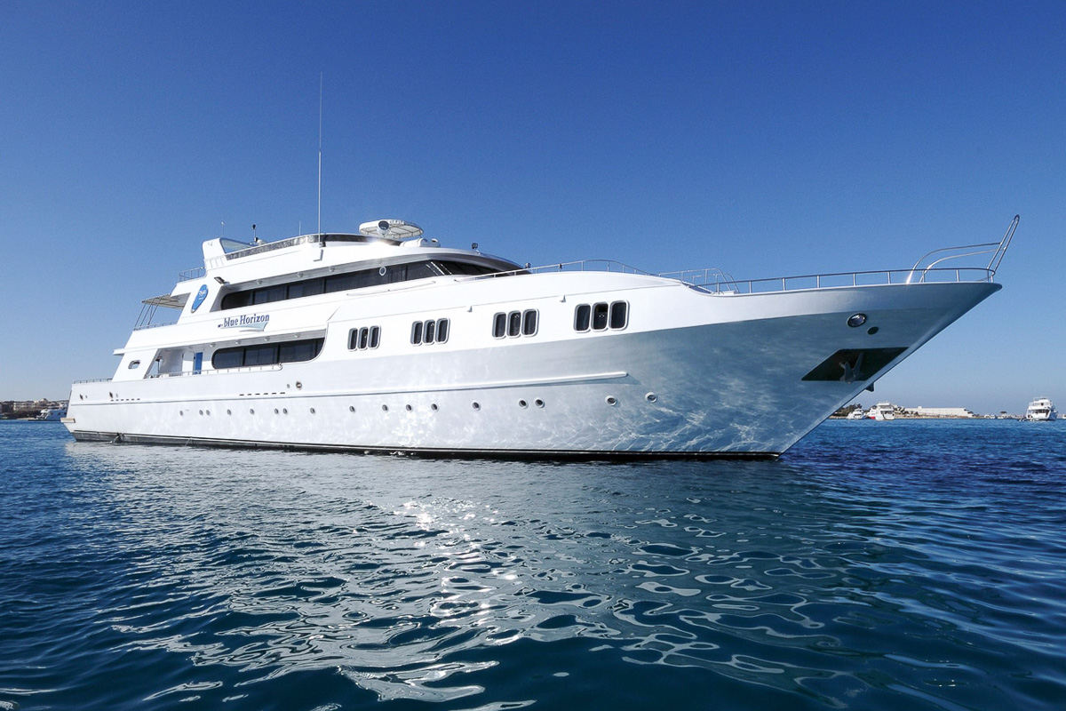 Blue O Two's Blue Horizon liveaboard