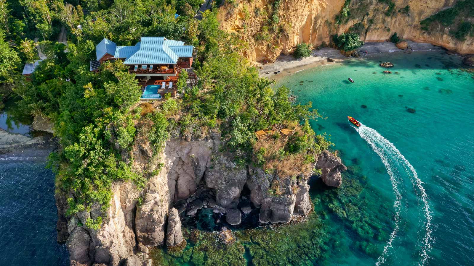 Luxury resorts for divers in the Caribbean