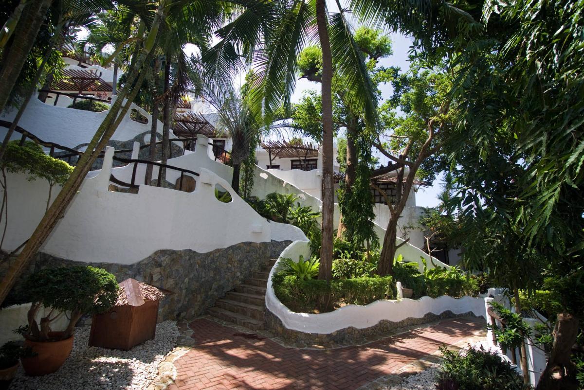 Atlantis Puerto Galera - Best luxury dive resorts in Philippines