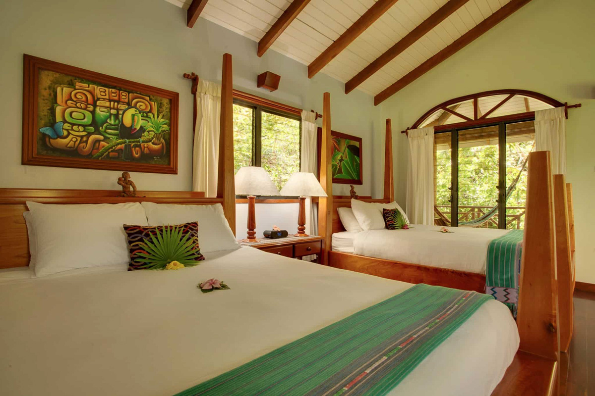 Hamanasi Dive Adventure Resort Belize 10