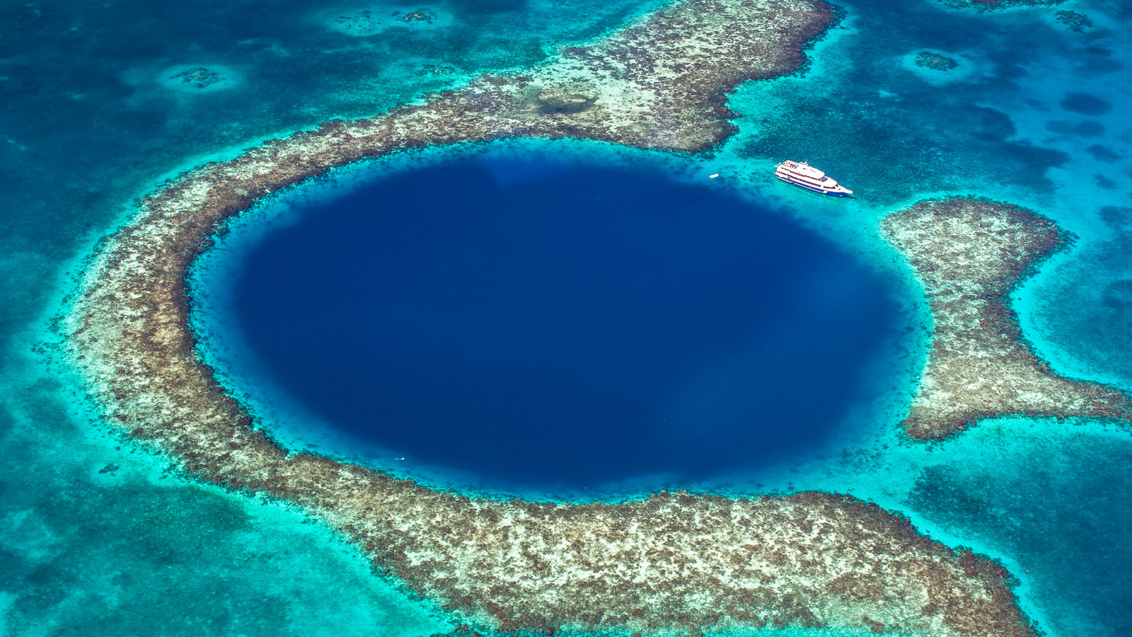 Turneffe Atoll, Lighthouse Reef and Great Blue Hole
