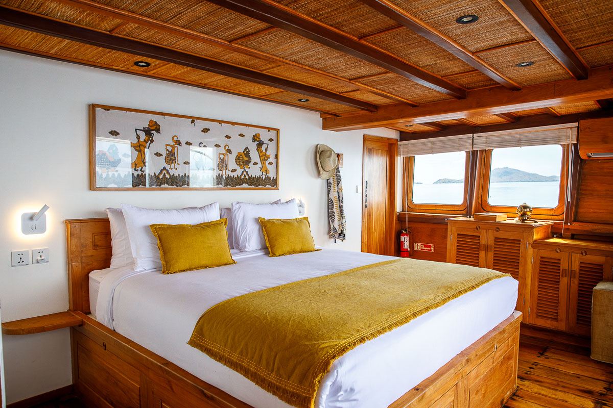 Aliikai Charter Yacht Indonesia 11