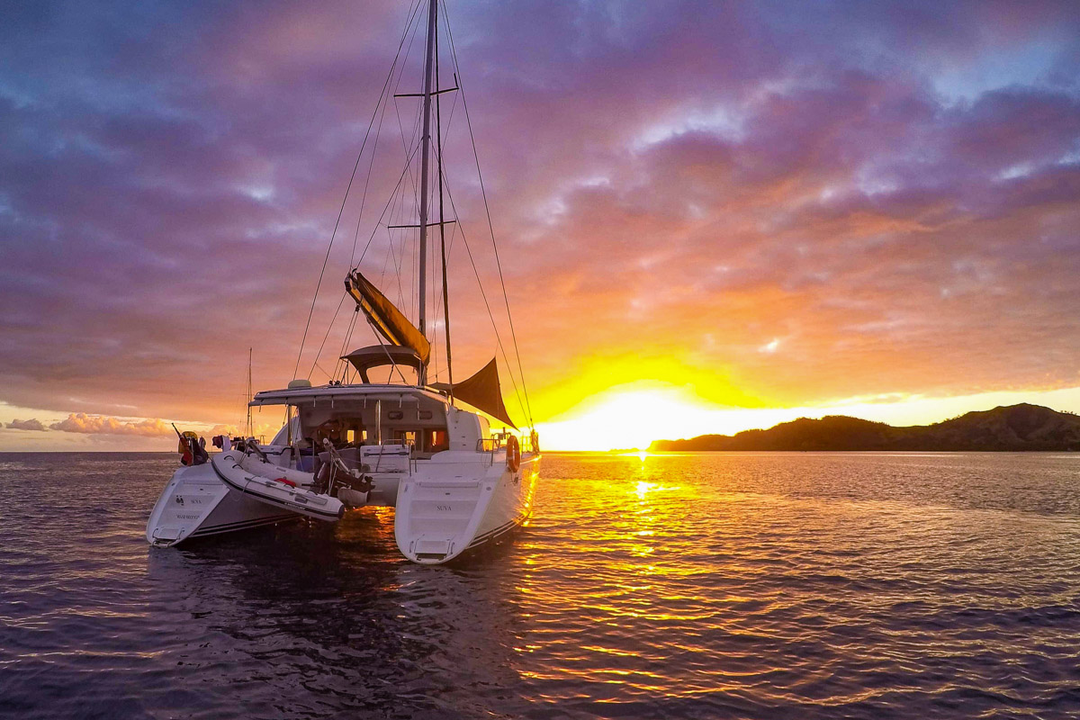 bareboat catamaran charter fiji