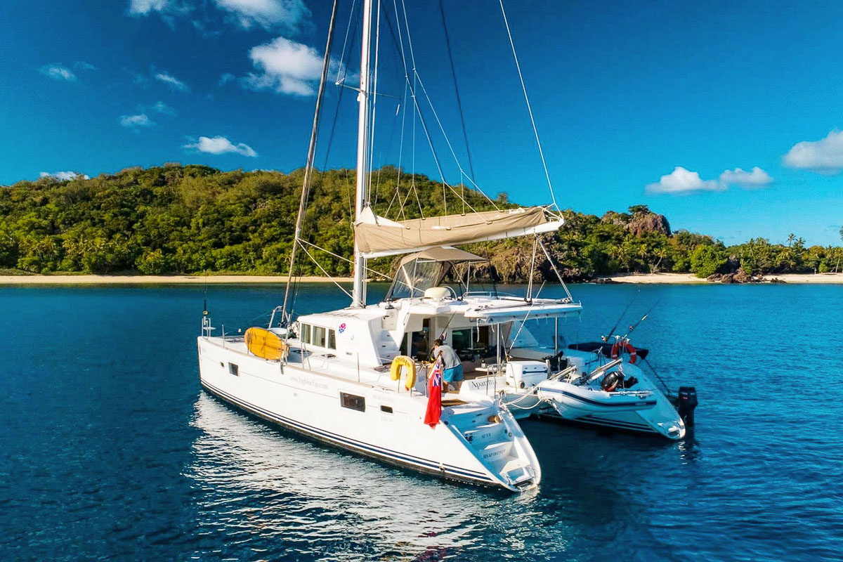 Aparima Big Blue Fiji Charter Yacht
