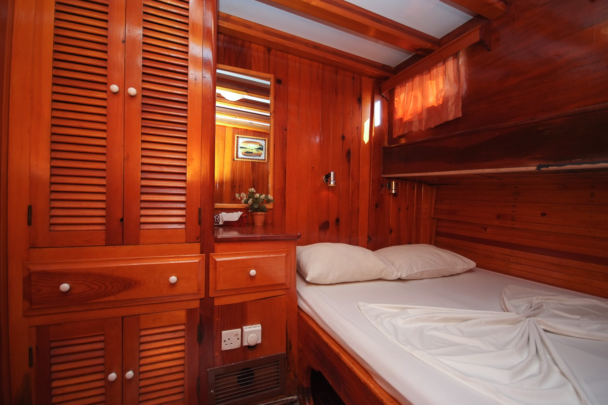 Felicity Charter Yacht Maldives 11