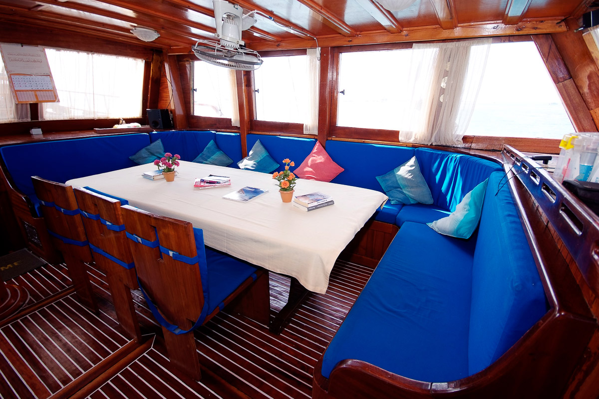 Felicity Charter Yacht Maldives 4