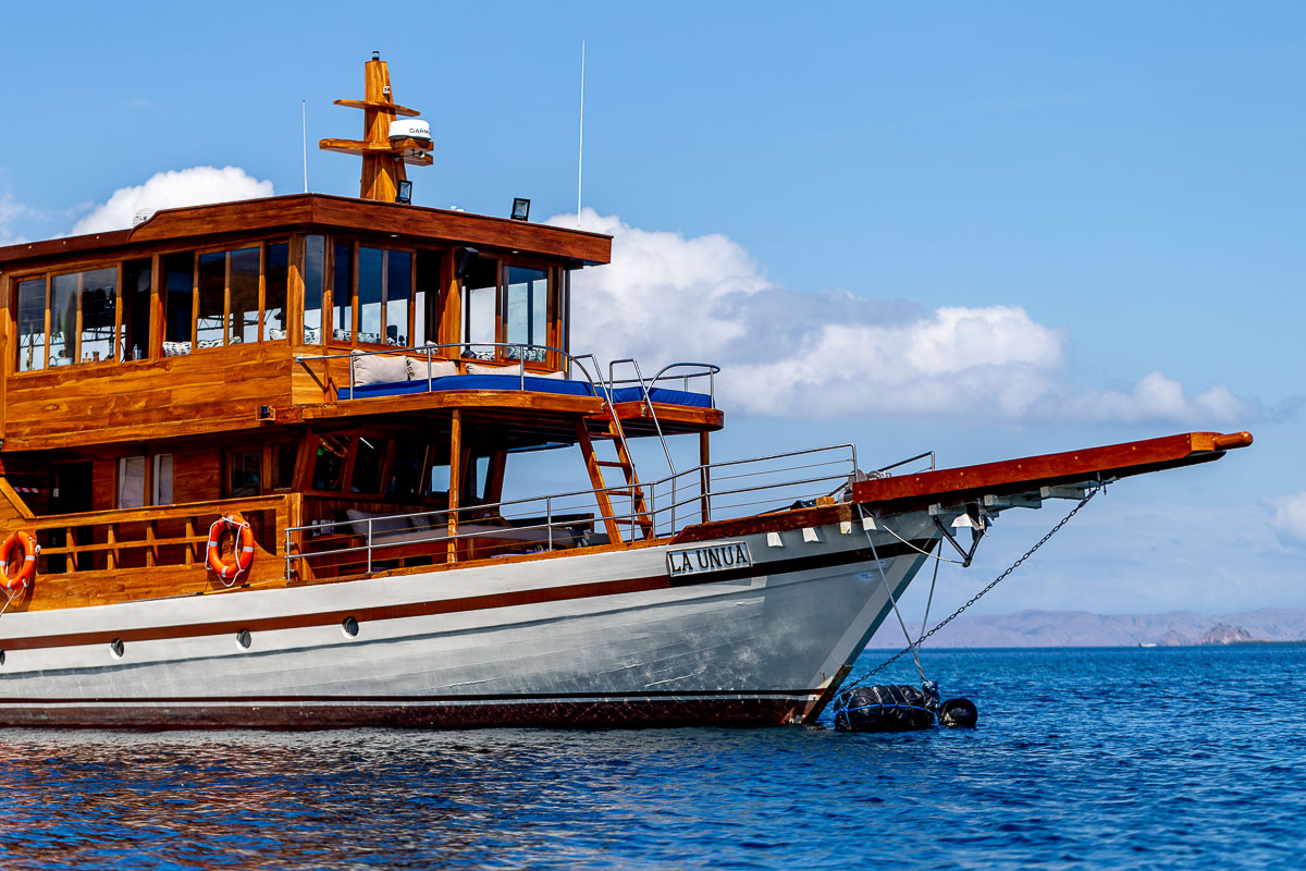 La Unua Charter Yacht 26