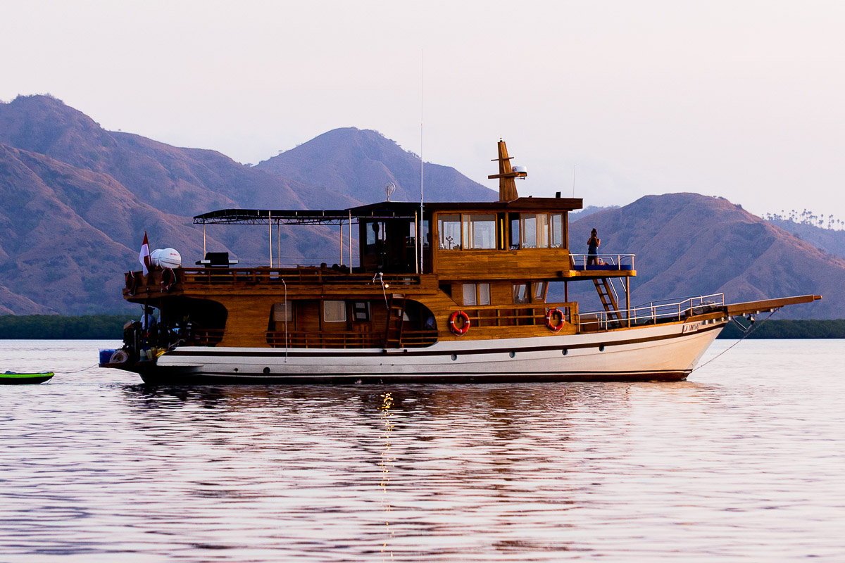 La Unua Charter Yacht 5