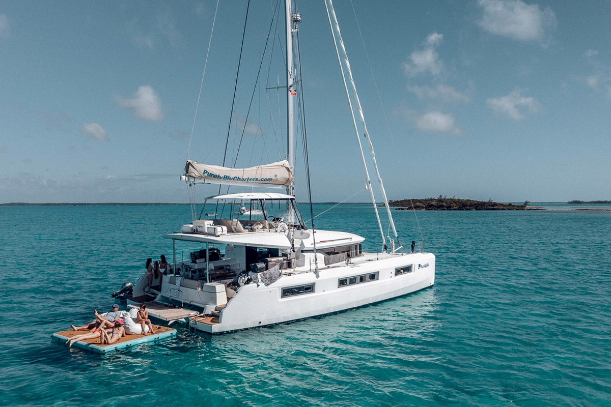 Purely Blu Charter Yacht Bahamas 4