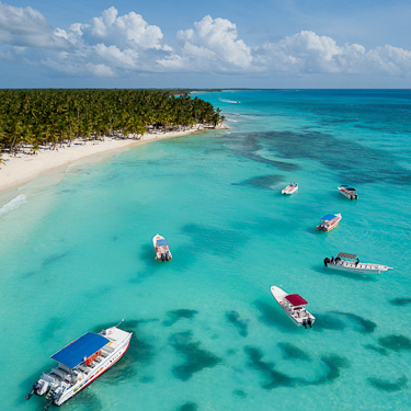 Dive the protected islands of Catalina and Saona Image