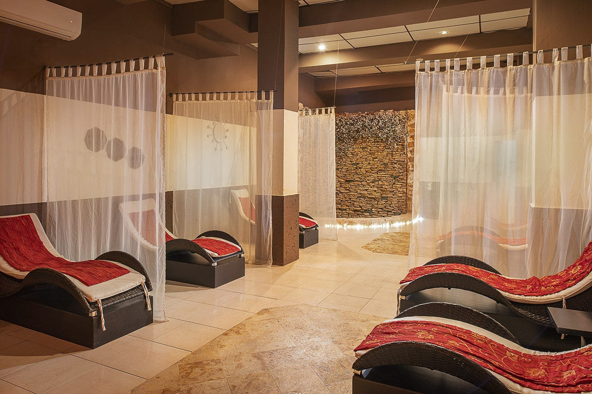 Ocean Blue Sand Resort 33