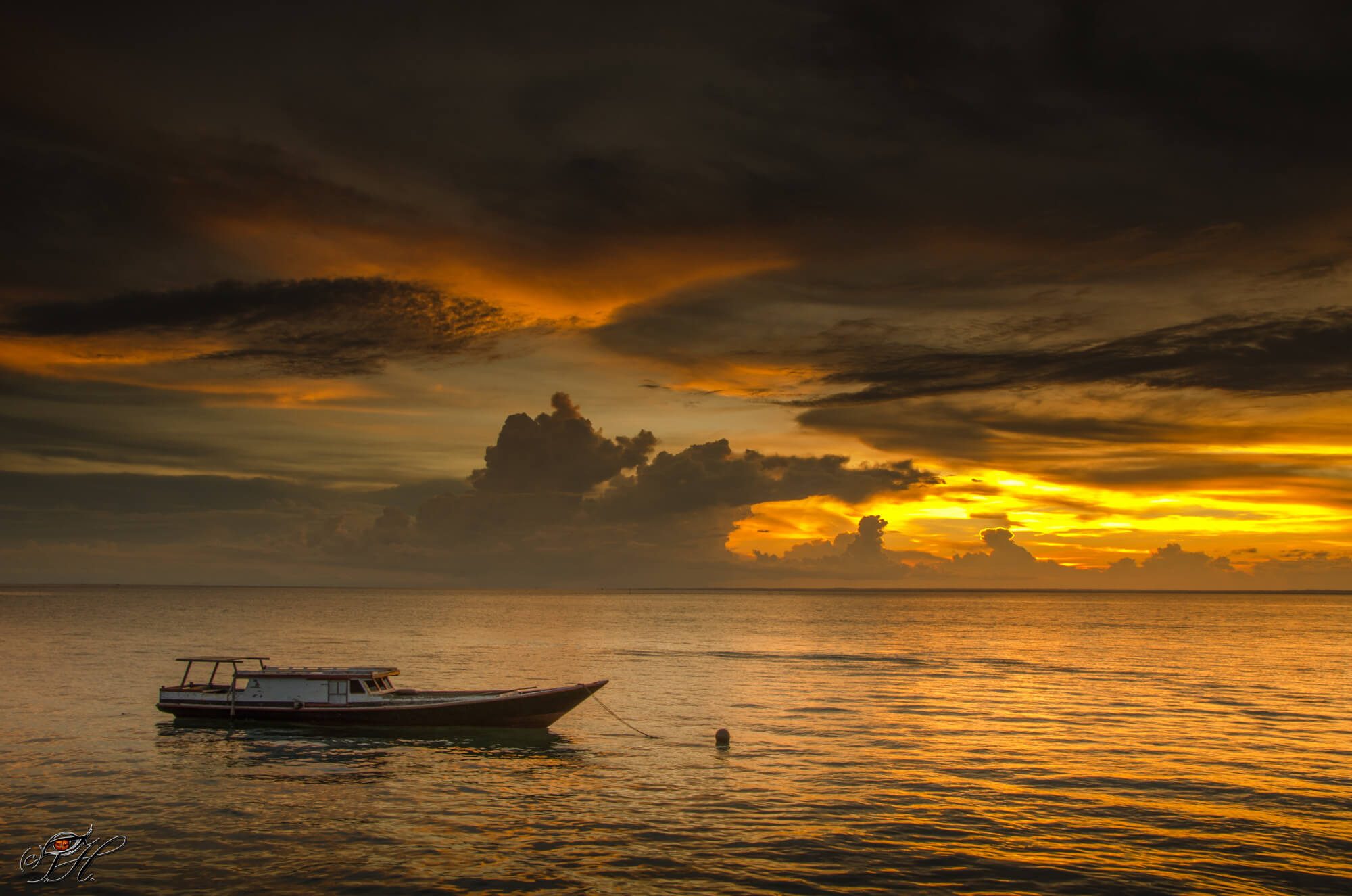 The Derawan Archipelago lies in the southwest corner of the Celebes Sea, off the coast of Indonesian Borneo