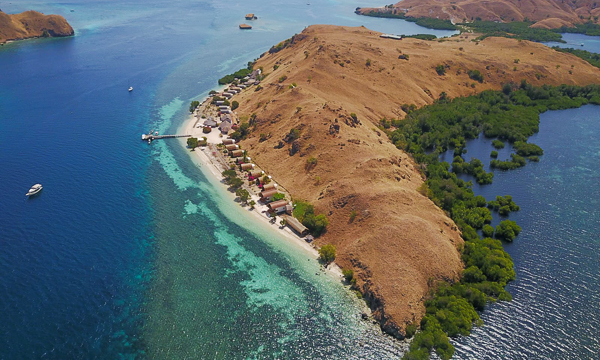 Komodo Resort’s central location means easy access to many of the best dive sites.