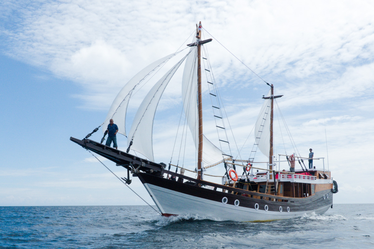 Akomo Isseki Liveaboard Indonesia 5