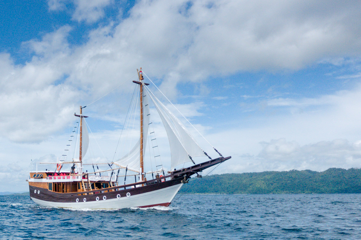 Akomo Isseki Liveaboard Indonesia 8