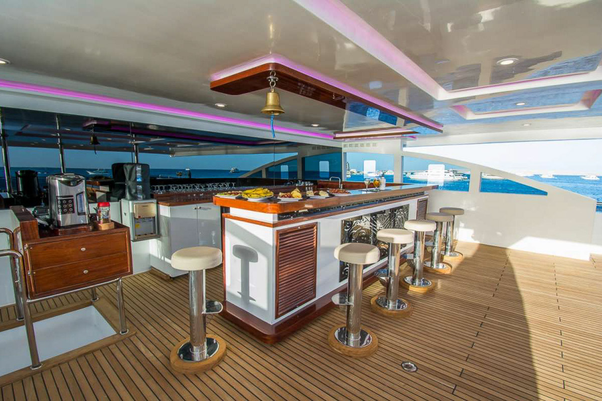 Altair Liveaboard 7