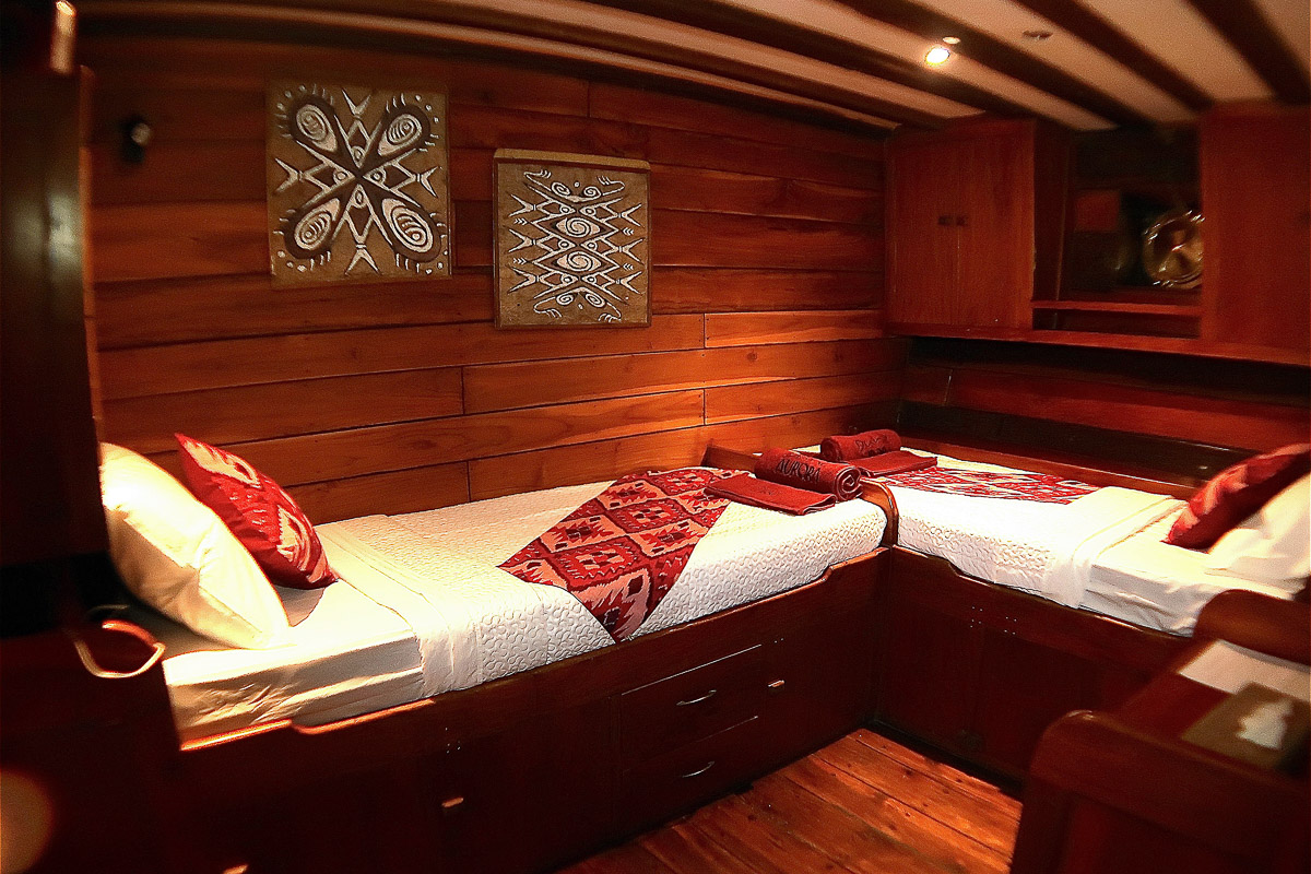 Aurora Liveaboard Indonesia 9