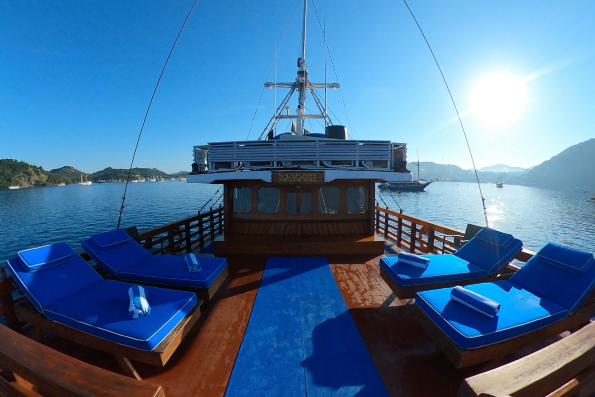 Lady Denok Liveaboard Indonesia 11