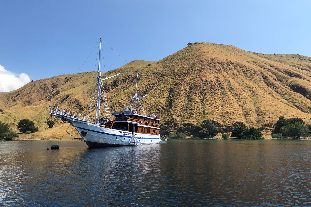 Lady Denok Liveaboard Indonesia 12