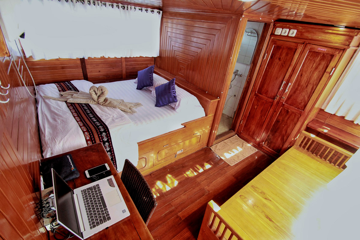 Lady Denok Liveaboard Indonesia 6