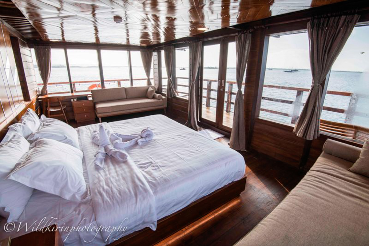 Neomi Liveaboard Indonesia 16