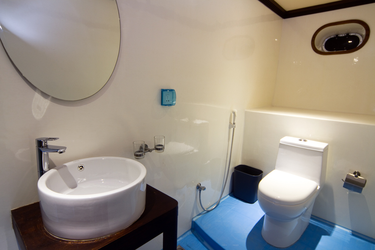 Ocean Sapphire Maldives 10
