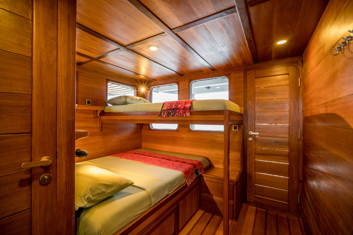 Oceanic Liveaboard Indonesia 12