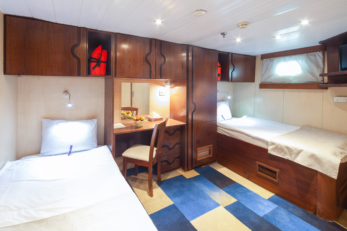 Royal Evolution Liveaboard 17