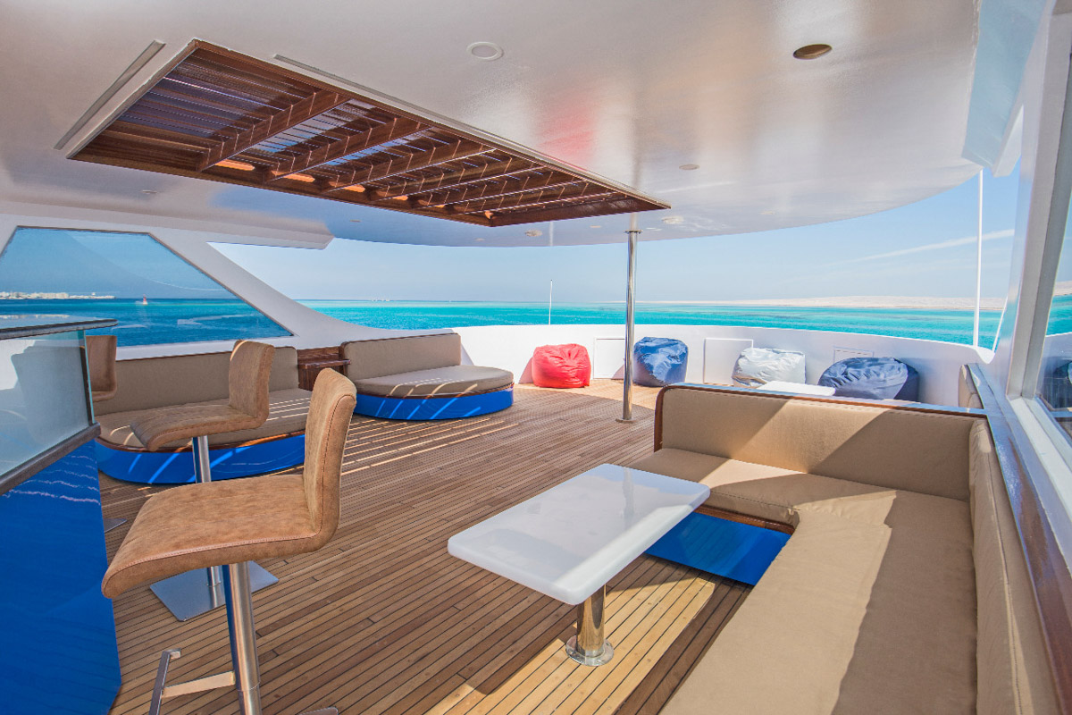 Dolce Vita Liveaboard 5