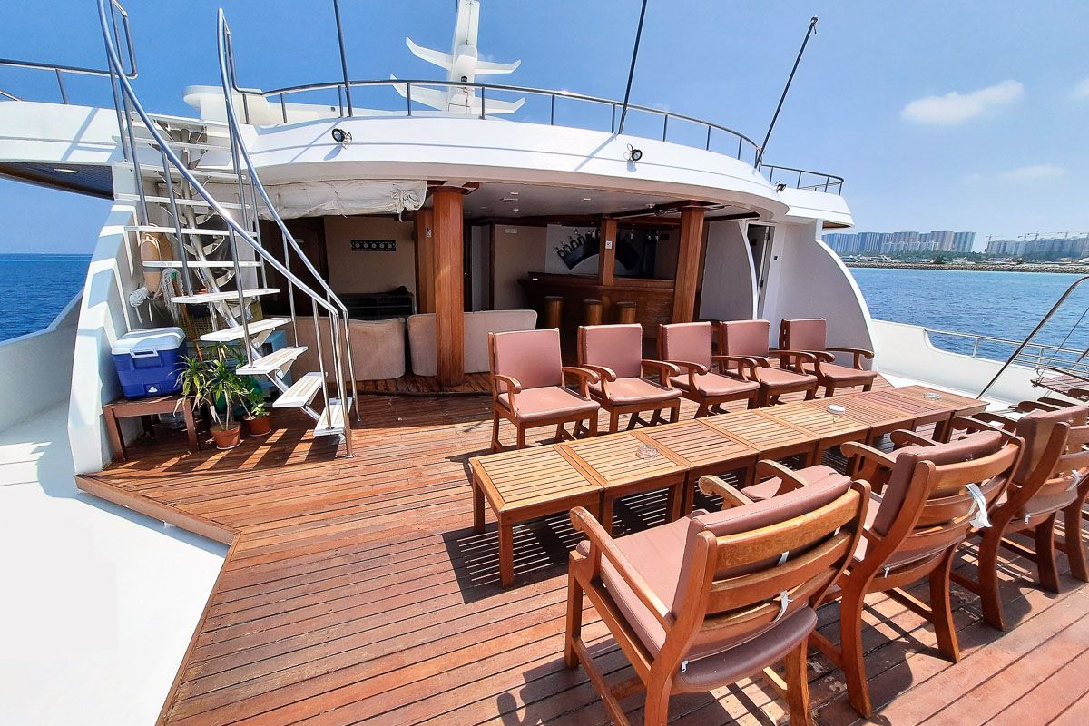 Sunseeker Liveaboard 10