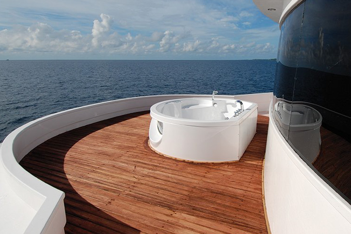 Sunseeker Liveaboard 19