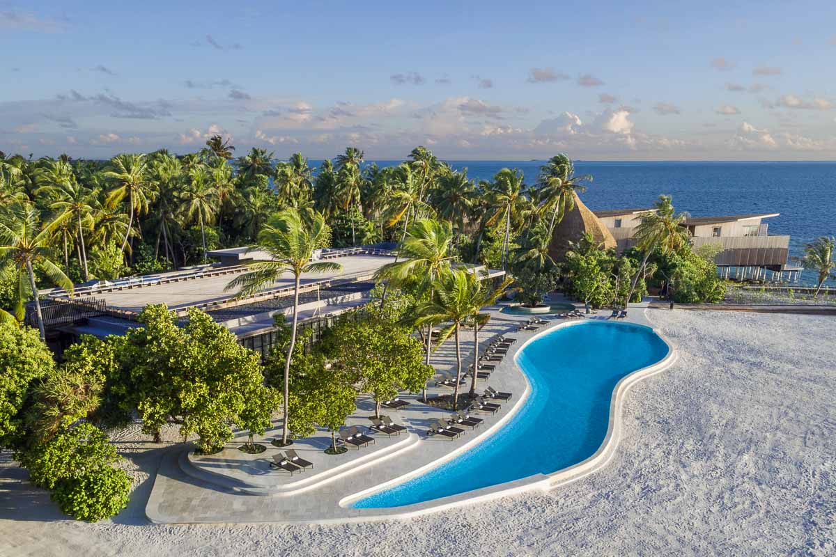 The St Regis Maldives Vommuli Resort 02